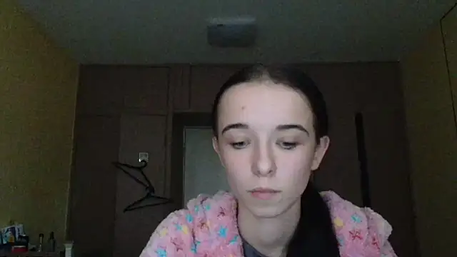 Emilia Light online show from 10-13-25, 06:26