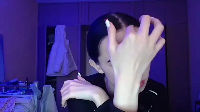 Emilia Light online show from 11-15-25, 12:31