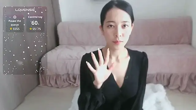 Snapshot of mireimimi_ chatting on 10-23-25, 03:49 mireimimi online show from 10-23-25, 03:49