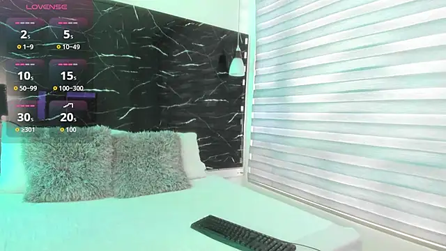 ZOE LE online show from 11-06-25, 11:36