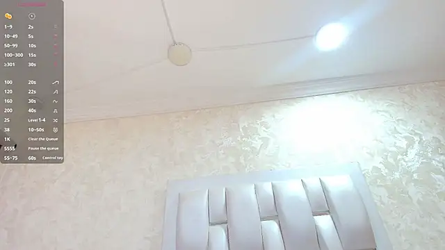 Layla lell online show from 04-14-26, 12:43