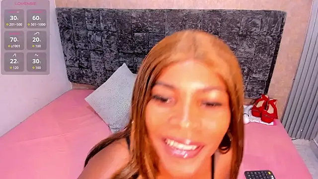 Layla lell online show from 10-11-25, 02:56