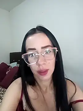 Snapshot of YaraDuartee chatting on 03-27-26, 12:08 YaraDuartee online show from 03-27-26, 12:08