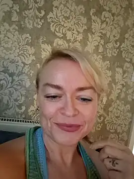 Snapshot of demidelightfulxx chatting on 10-04-25, 11:34 demidelightfulxx online show from 10-04-25, 11:34