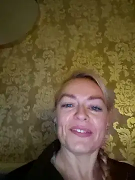 Snapshot of demidelightfulxx chatting on 10-06-25, 06:58 demidelightfulxx online show from 10-06-25, 06:58