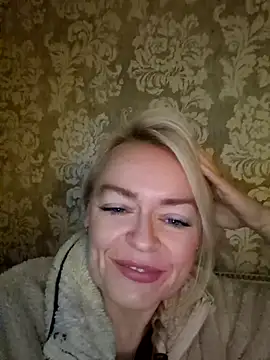 Snapshot of demidelightfulxx chatting on 10-12-25, 07:21 demidelightfulxx online show from 10-12-25, 07:21