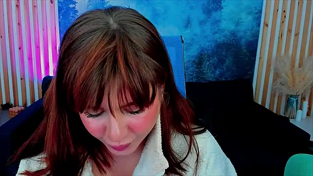 Snapshot of FameyBlum chatting on 10-03-25, 02:18 FameyBlum online show from 10-03-25, 02:18