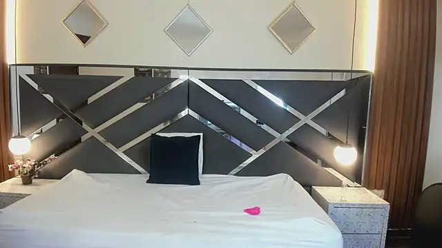 GabySweett  online show from 04-05-26, 01:40