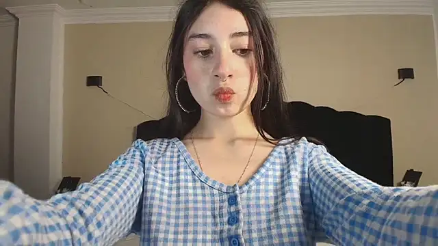 GabySweett  online show from 10-08-25, 01:23