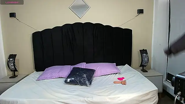 GabySweett  online show from 11-28-25, 01:22