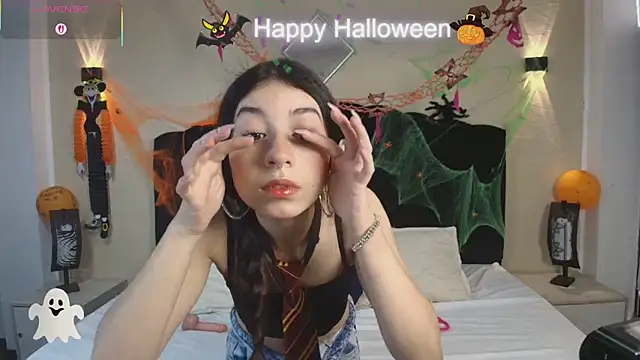 GabySweett  online show from 10-30-25, 12:47