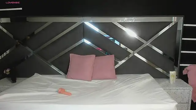 GabySweett  online show from 11-23-25, 12:15