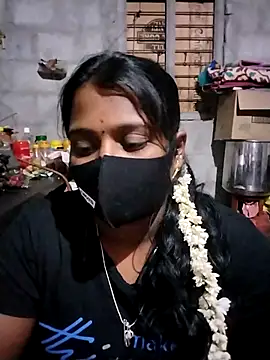 Tamil Hot Sandy online show from 11-26-25, 07:14