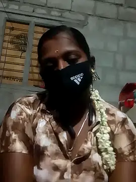 Tamil Hot Sandy online show from 10-15-25, 04:59