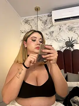 Angelina velvett online show from 10-11-25, 11:39