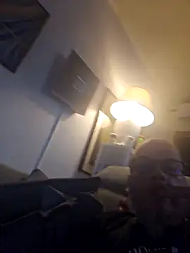 Snapshot of ilmilanese76 chatting on 09-25-25, 05:19 ilmilanese76 online show from 09-25-25, 05:19