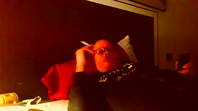 Snapshot of ilmilanese76 chatting on 09-26-25, 07:43 ilmilanese76 online show from 09-26-25, 07:43