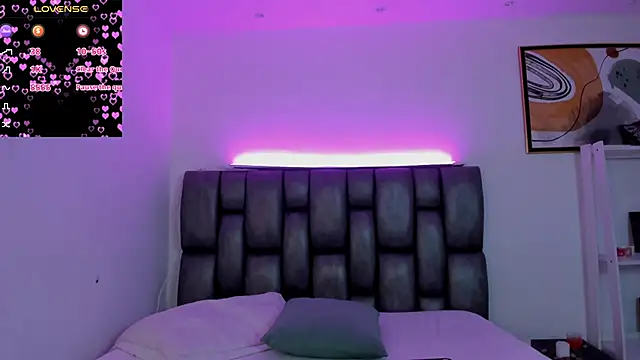 Caroline Millerr online show from 01-08-26, 07:42