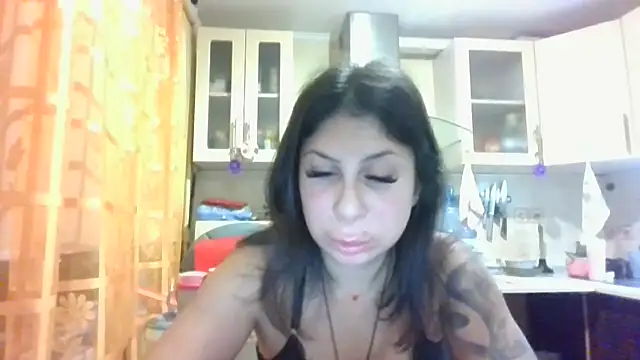 Snapshot of QueenMomyS chatting on 10-22-25, 09:35 QueenMomyS online show from 10-22-25, 09:35