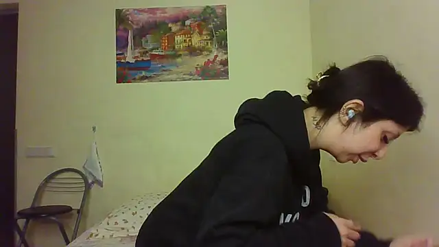 QueenMomyS online show from 12-15-25, 08:25