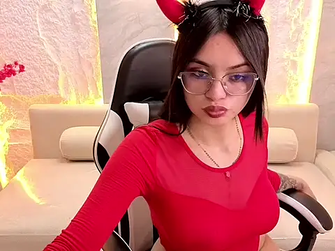 Snapshot of nathaly_tp chatting on 10-07-25, 07:59 nathaly tp online show from 10-07-25, 07:59