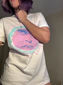 Capricho 01 online show from 11-18-25, 06:55