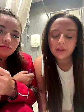 Playfulvixen25 online show from 11-20-25, 12:44