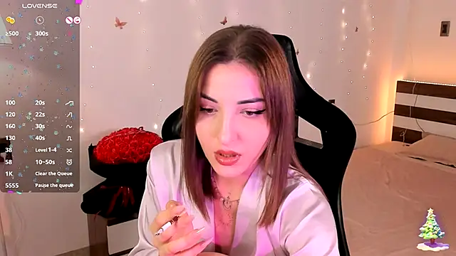 AmyVilvet  online show from 12-02-25, 06:42