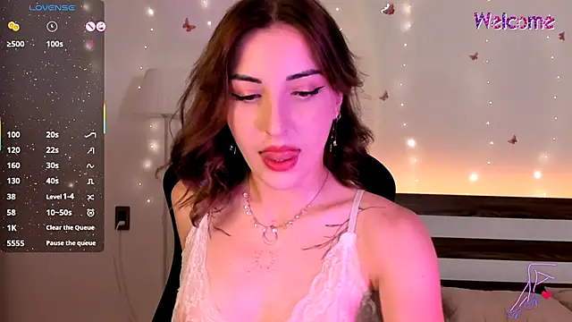 AmyVilvet  online show from 11-04-25, 07:17