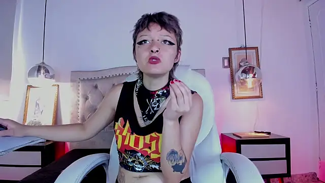 Baby Punk1 online show from 12-21-25, 01:46