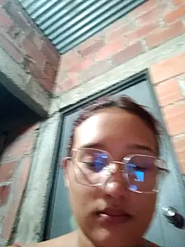 Snapshot of young_dairy01 chatting on 02-10-26, 07:07 young dairy01 online show from 02-10-26, 07:07