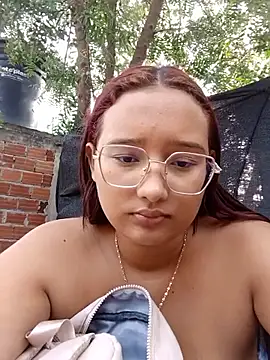 Snapshot of young_dairy01 chatting on 01-19-26, 01:15 young dairy01 online show from 01-19-26, 01:15