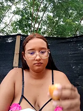 young dairy01 online show from 12-20-25, 12:19