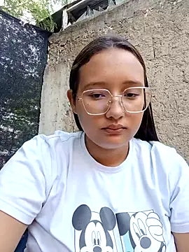 young dairy01 online show from 11-15-25, 12:20