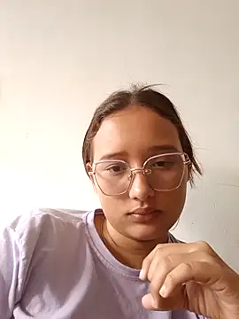 Snapshot of young_dairy01 chatting on 10-06-25, 12:06 young dairy01 online show from 10-06-25, 12:06