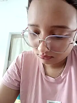 Snapshot of young_dairy01 chatting on 10-08-25, 12:28 young dairy01 online show from 10-08-25, 12:28