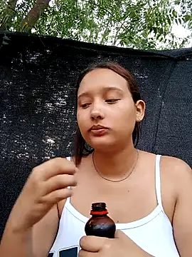 young dairy01 online show from 10-22-25, 12:04