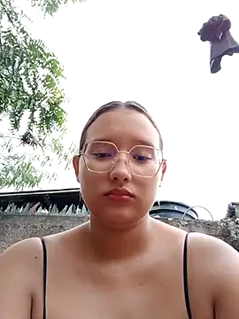 young dairy01 online show from 12-02-25, 11:23