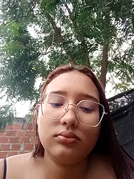 Snapshot of young_dairy01 chatting on 02-19-26, 12:13 young dairy01 online show from 02-19-26, 12:13