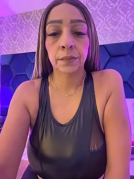 Snapshot of Angelina_Roa chatting on 07-06-26, 02:13 Angelina Roa online show from 07-06-26, 02:13