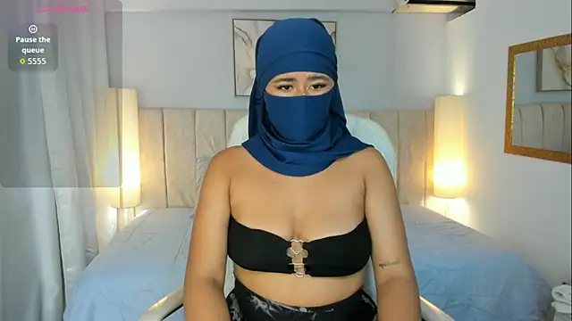 Snapshot of Ridwana_Haddad chatting on 11-18-25, 12:19 Ridwana Haddad online show from 11-18-25, 12:19
