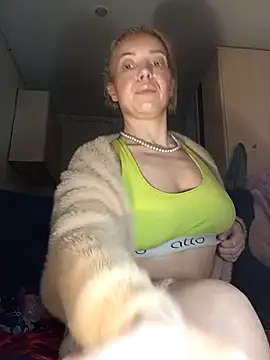 Conny Shellie online show from 11-25-25, 10:43