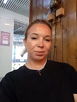 Conny Shellie online show from 02-25-26, 08:58