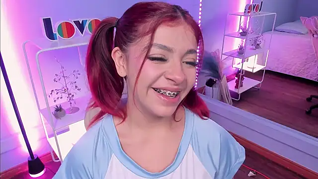 KathiaSaenz  online show from 11-26-25, 05:18