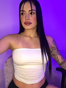 Seleena 01 online show from 10-24-25, 10:09