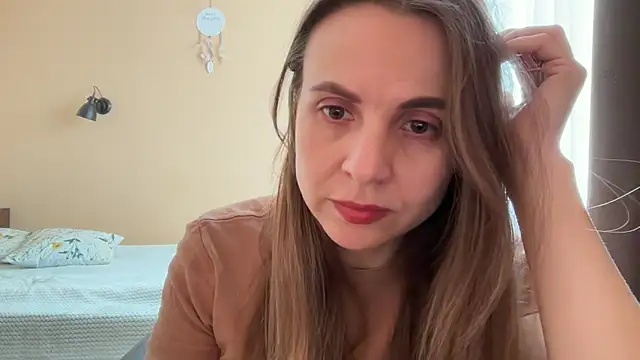 AnnieLove7722 online show from 05-07-26, 08:39