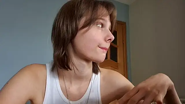 Snapshot of ExitedTroth chatting on 09-27-25, 12:33 ExitedTroth online show from 09-27-25, 12:33