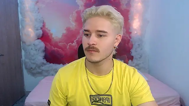 AlexPiersss online show from 10-20-25, 07:14