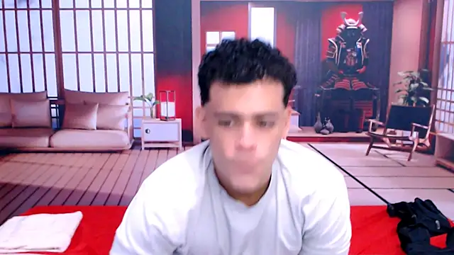 Snapshot of DominicBlazze chatting on 10-05-25, 07:26 DominicBlazze online show from 10-05-25, 07:26