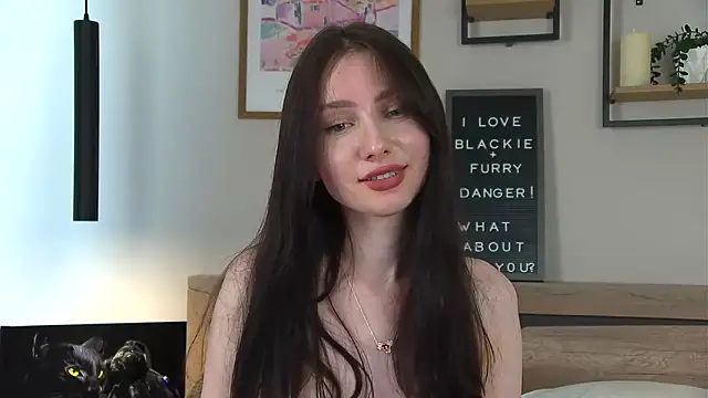 Snapshot of AnaMoonlight chatting on 05-29-26, 02:01 AnaMoonlight online show from 05-29-26, 02:01